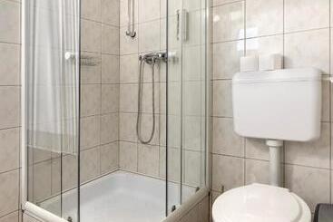 تختخواب و صبحانه Hagyma Panzió