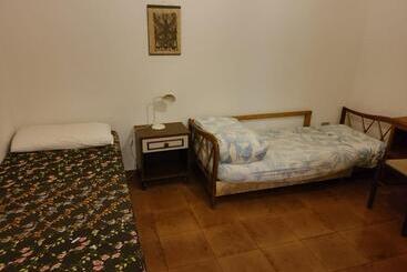 آپارتمانهای توریستها Bello Appartamento A Torre San Giovanni 3 Locali