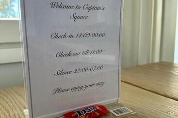 Captain S Square