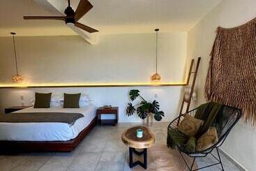 هتل Casa Bicachi   Adults Only