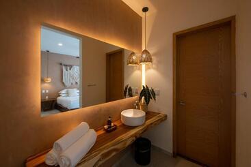 هتل Casa Bicachi   Adults Only