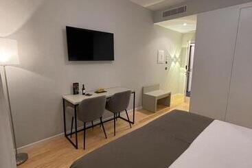 Pier House Accommodation