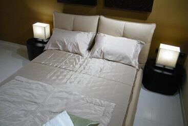Villa Floyd Charming Rooms B&b