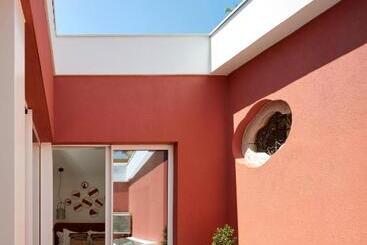 Bougainvillea 33 By My Cozy Home