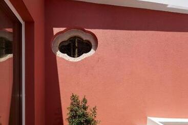 Bougainvillea 33 By My Cozy Home
