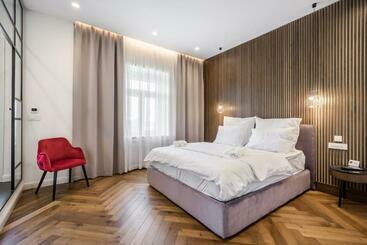 هتل Budapest Eye  Boutique Suites, By Bqa