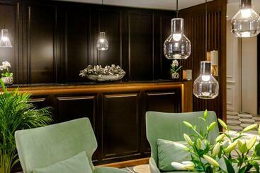 هتل Budapest Eye  Boutique Suites, By Bqa