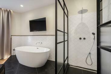 هتل Budapest Eye Boutique Suites, By Bqa