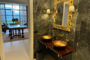 هتل Villa Francesca Relais