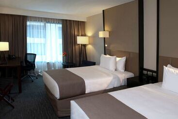 Doubletree By Hilton Hotel Santiago Vitacura