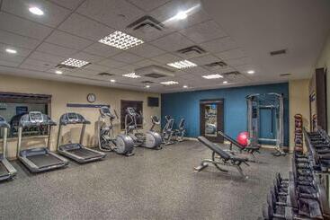 هتل Hampton Inn & Suites By Hilton Regina East Gate