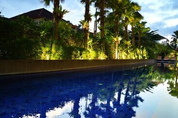 Harris Hotel Seminyak