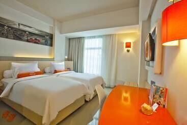 Harris Hotel Seminyak