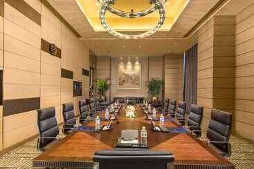 هتل Hilton Changzhou