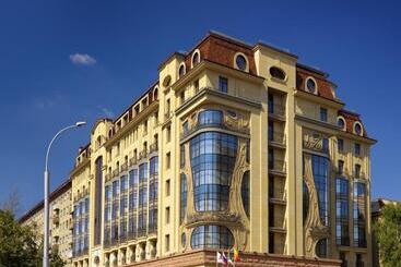 酒店 Novosibirsk Marriott