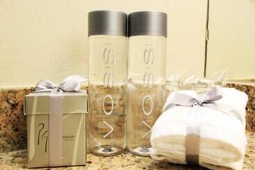 Plaza Gallery Hotel Boutique