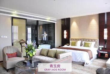 هتل Shenzhen Baohengda International