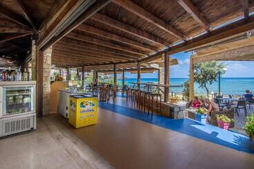 هتل Talea Beach