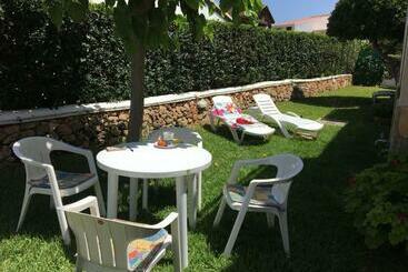 Forcat Apartamento Bajo Con Jardín Y Piscina