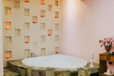 Casa Rosa Hotel & Spa