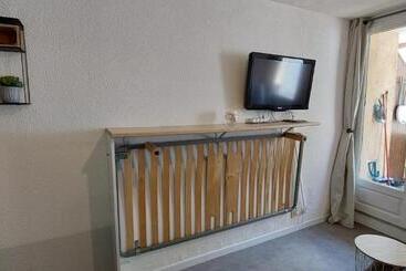 Studio Avec Balcon Face à La Montagne