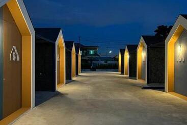 호스텔 Chics Resort ชิคส์รีสอร์ท