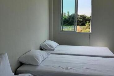 호스텔 Chics Resort ชิคส์รีสอร์ท