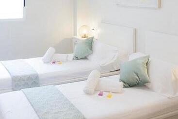Cabanyal Luxury Malvarrosa Beach