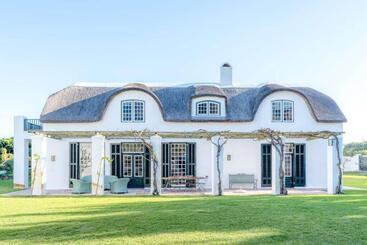 De Mond By Top Destinations Rentals