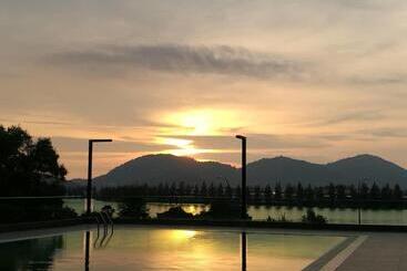 هتل Marina Heights Seaview Resort Apartment Ii