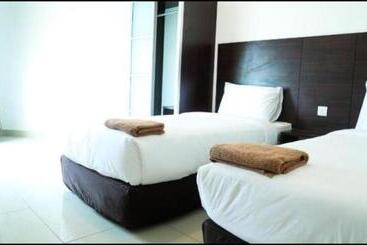 هتل Marina Heights Seaview Resort Apartment Ii