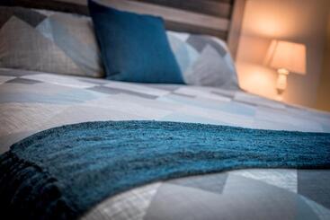 Meerkat Manor Self Catering & Accommodation Windhoek