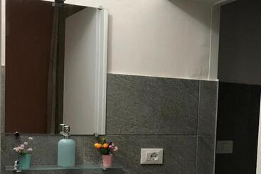 پانسیون Affittacamere Home&stazione Bologna
