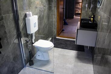 پانسیون R34 Boutique Guest House