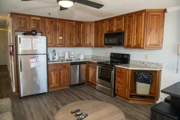 Stroll To Slopes, Village Area, Ski In Out Mtlodge 343