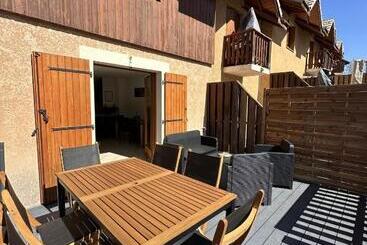 T3 Au Plan D’eau D’embrun Avec Garage Et Terrasse