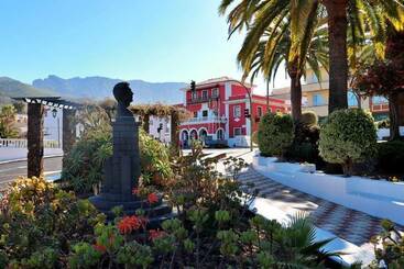 Casa Jurado - El Paso