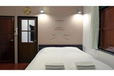 تختخواب و صبحانه Banya Bnb ที่พักบ้านย่าบีแอนด์บี เมืองประจวบฯ