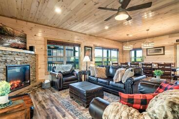 Holiday Special, Theater, Hot Tub, Game Room, 5mins To Dollywood