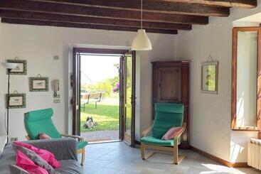 هتل Agriturismo Valsiniga