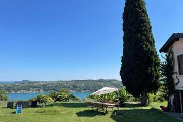 هتل Agriturismo Valsiniga
