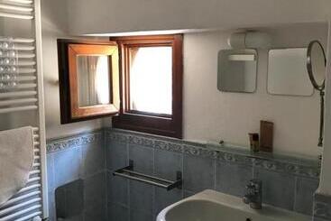 هتل Agriturismo Valsiniga
