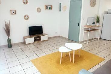 Le Petit Cosy