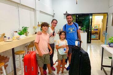 Пансион Hello Hostel Ayutthaya