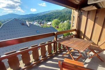Charmant Studio Rénové Au Centre De Samoëns, Avec Balcon, Parking Et Accès Bus à 150m   Fr 1 624 106