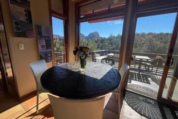 3 Acre Private Designer Villa Borders Forest Forever Views!