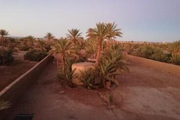 هاستل Mhamid Auberge Saharaespace