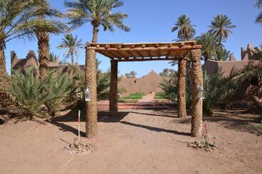 هاستل Mhamid Auberge Saharaespace