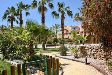 Apto. Urbanización Privada Con Piscina Vera Playa