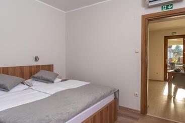 Hídfő Apartman Nyugalom Szigetei